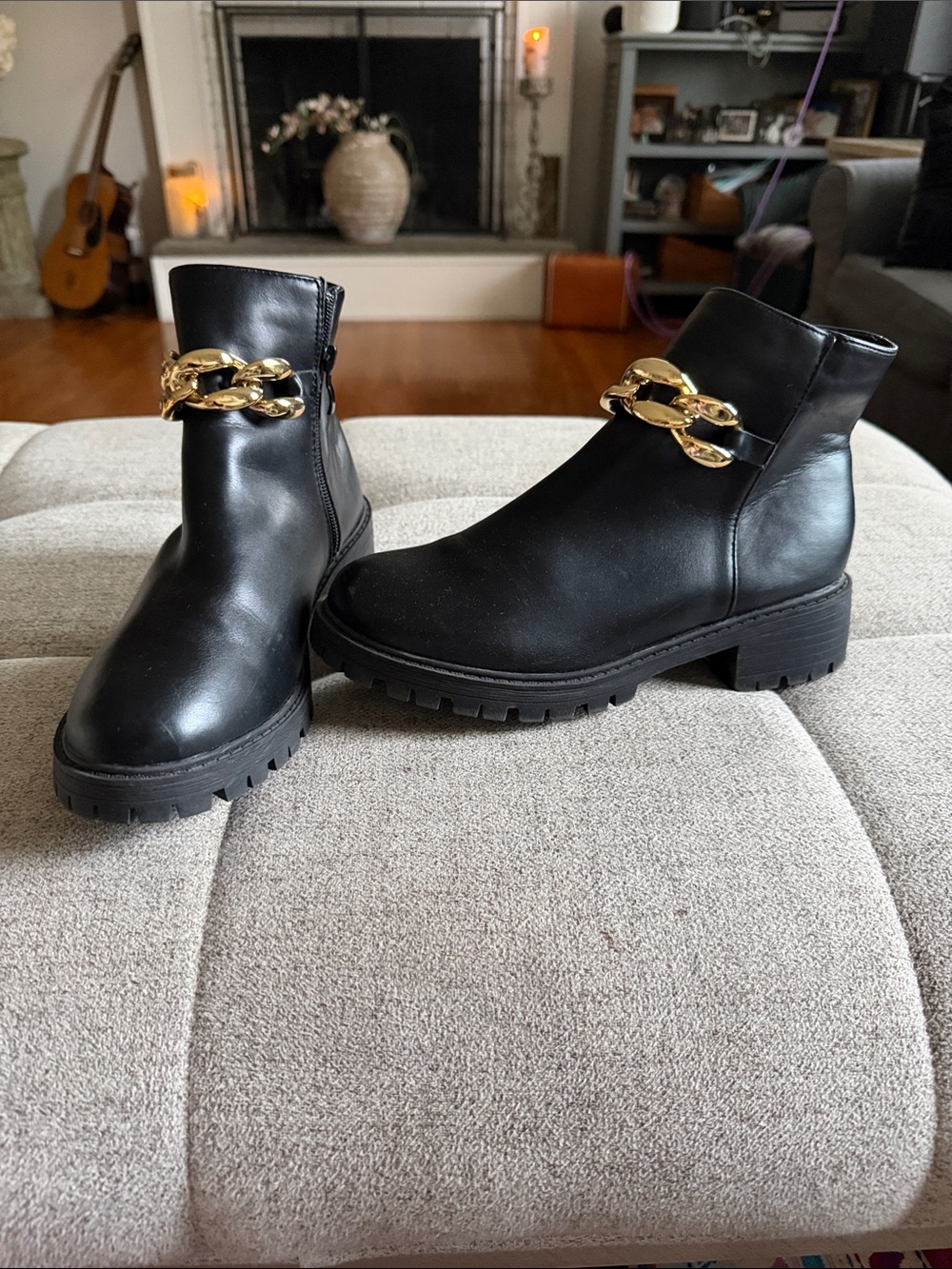 Nicole Miller Black Moto Booties Sz 8 Gold Chain Lug Sole